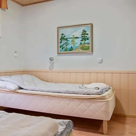 Nyaraló By Interhome Äkäslompolo